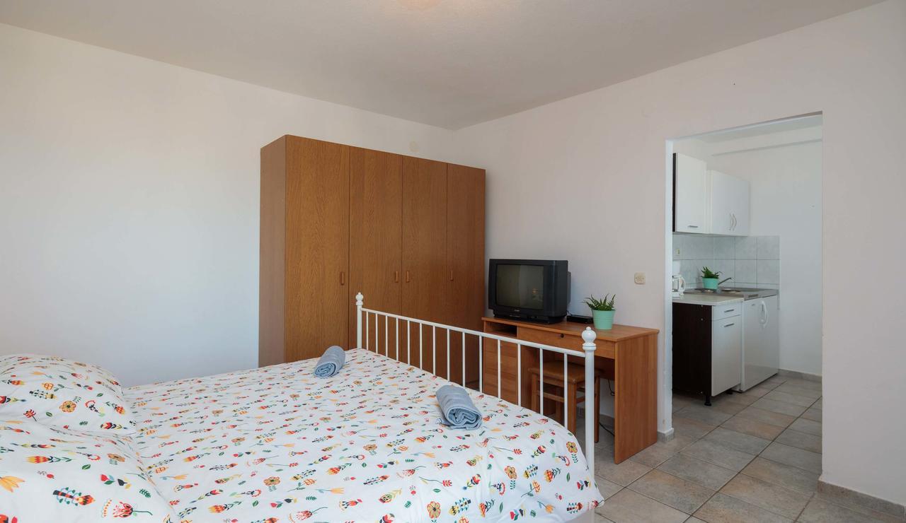 Apartments Loncar Seget Vranjica Zewnętrze zdjęcie